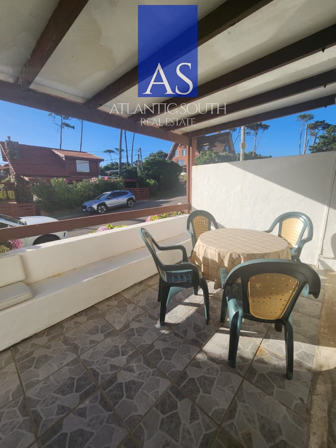Espectacular apartamento en primera linea, parada 33 de Playa Mansa Punta del este
