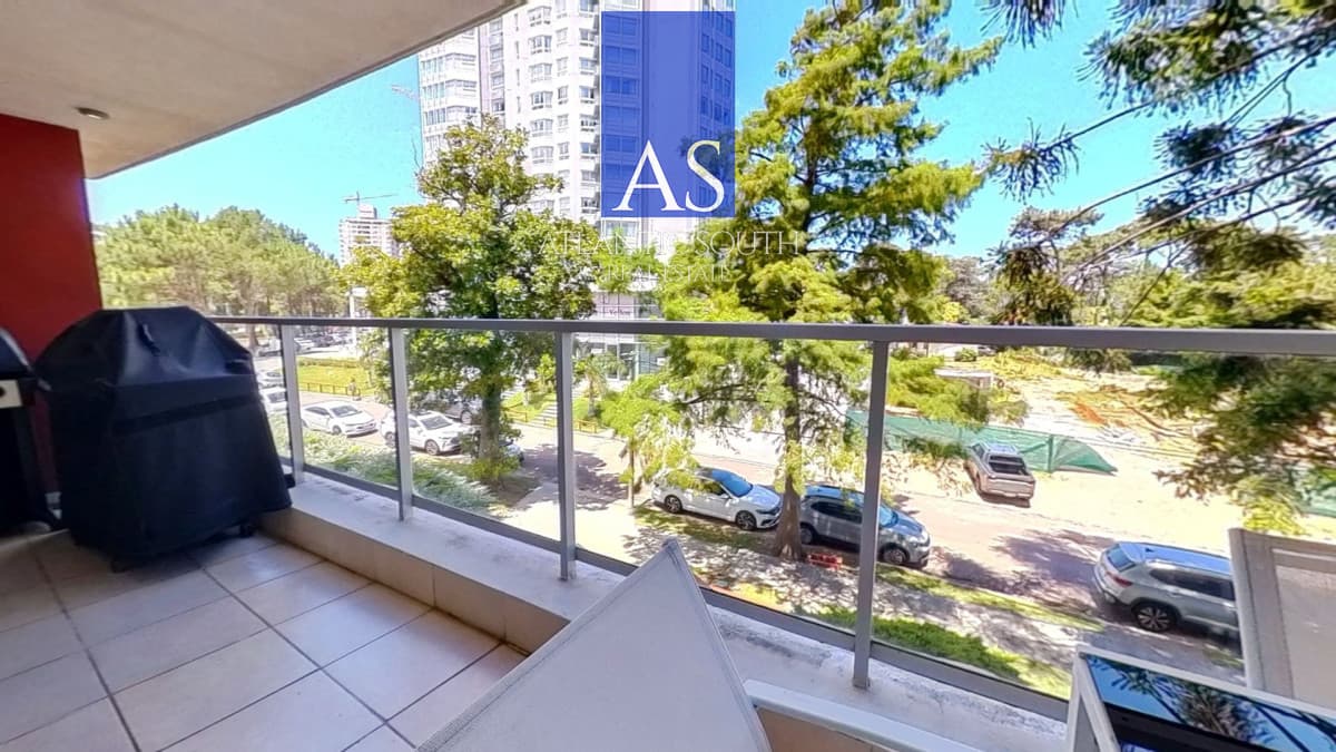 Apartamento de 3 dormitorios a 600 metros del mar en Roosevelt, Punta del Este