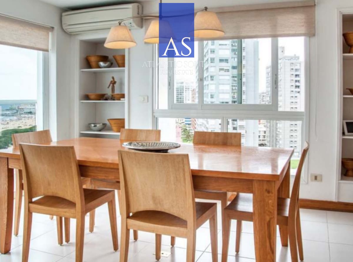 Espectacular penthouse de 4 dormitorios frente al mar de Playa Brava, Punta del Este