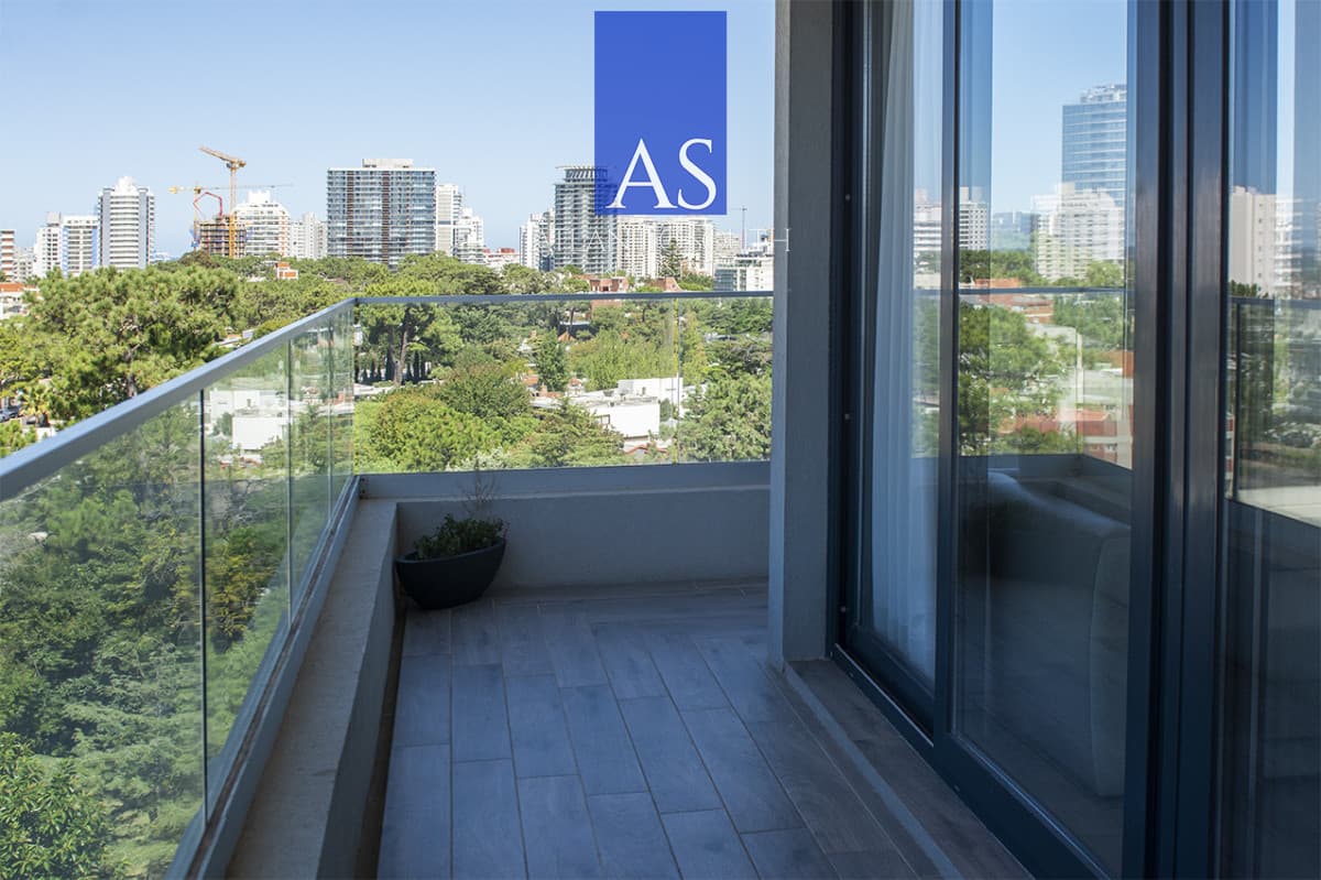 Vende apartamento de 1 dormitorio, en Aidy Grill, Punta del Este.