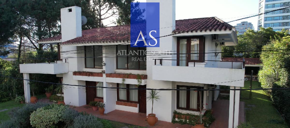 Venta 2 casas cerca del mar ideal inversión Punta del Este Playa bRava