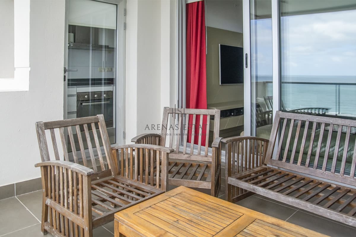 Apartamento ID.2612 - Vende apartamento de 3 dormitorios en Wind Tower, piso alto con vista al mar , Punta del Este