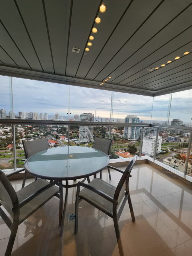Apartamento ID.4039 - MIAMI BOULEVARD, UNIDAD DE 2 DORMITORIOS, 2 BAÑOS, PLAYA MANSA, PRIMERAS PARADAS , APARTAMENTO CON PARRILLERO