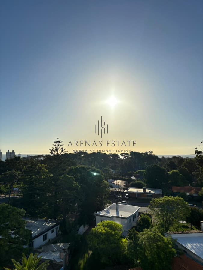 Apartamento ID.2487 - Apartamento de 2 dormitorios en Av. Roosevelt, Punta del este , Maldonado