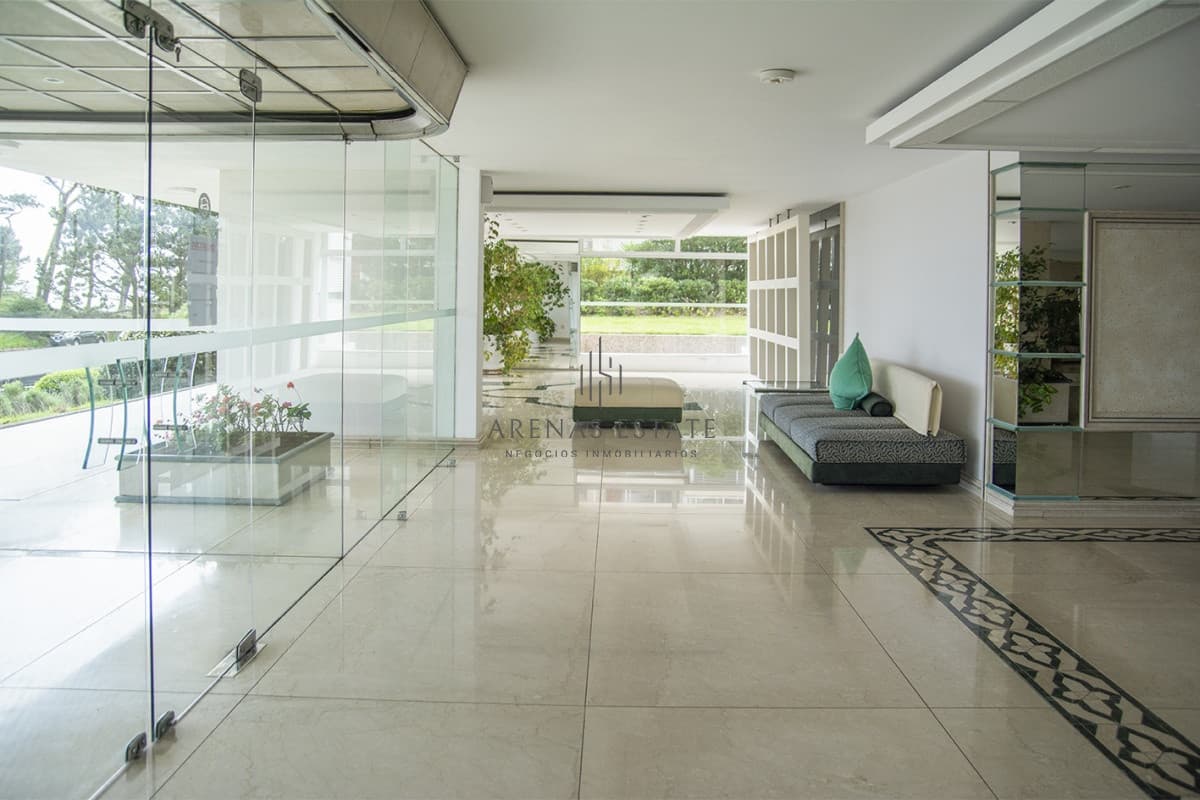 Apartamento ID.2065 - Apartamento en Punta del Este, Mansa