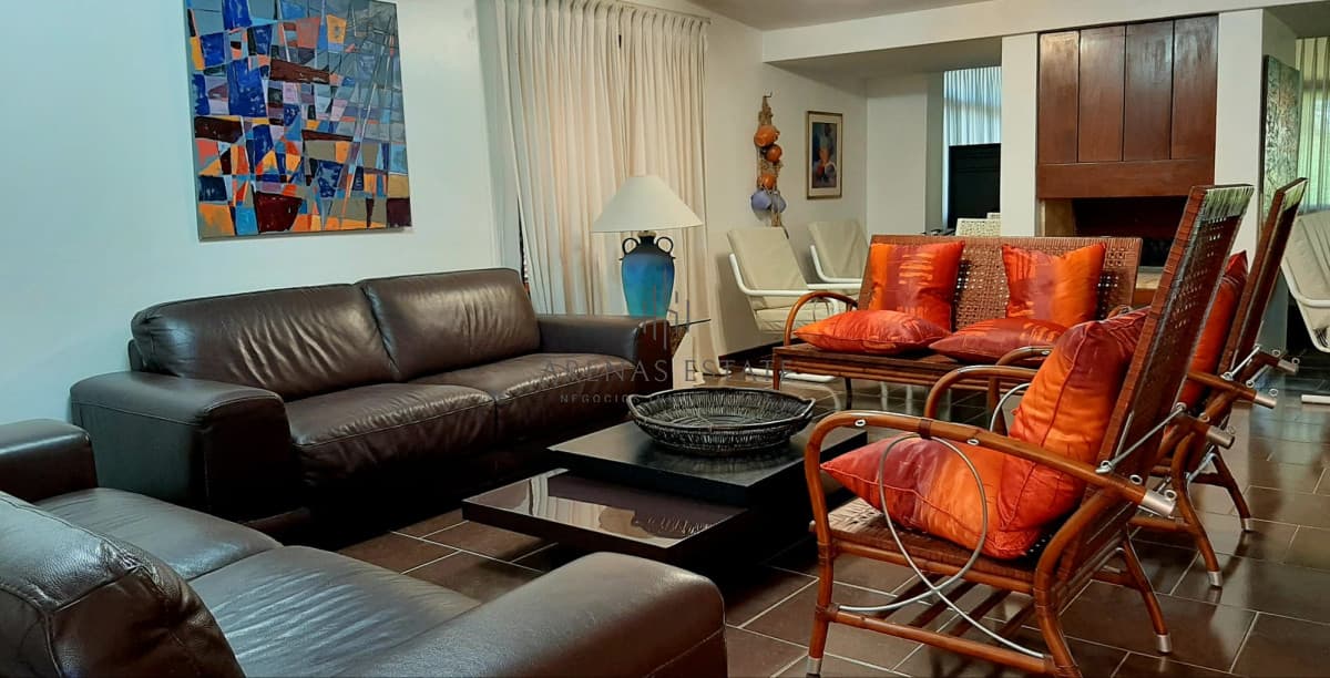 Casa ID.2834 - Departamento de 4 dormitorios en venta en Playa Brava