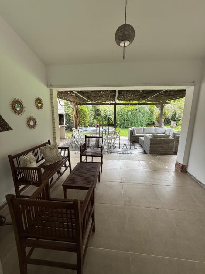 Casa en impecable estado, de 3 dormitorios en San Rafael Punta del Este