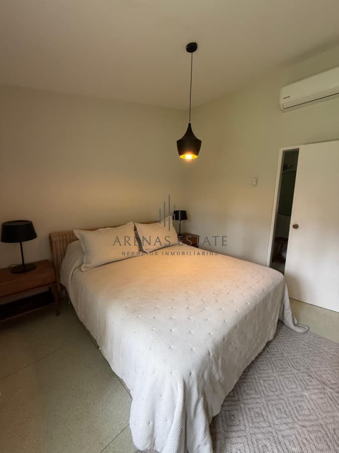 Casa en impecable estado, de 3 dormitorios en San Rafael Punta del Este