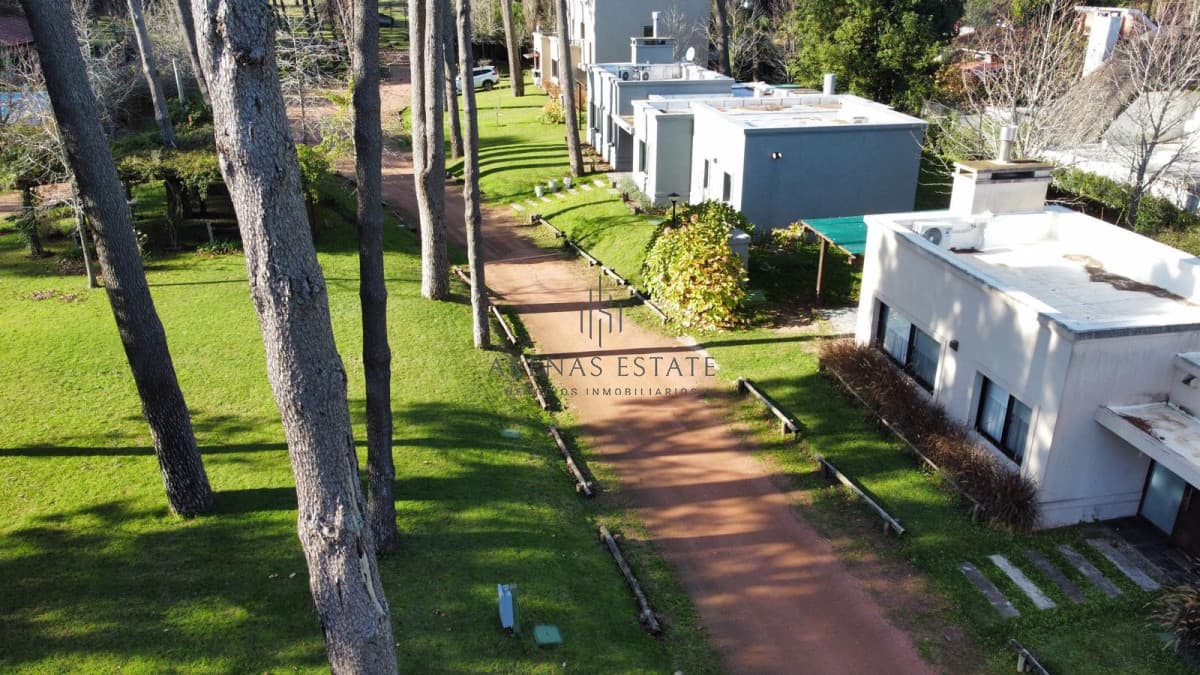Terreno ID.4364 - En venta en Pinares Punta del Este,  terreno ideal para inversión