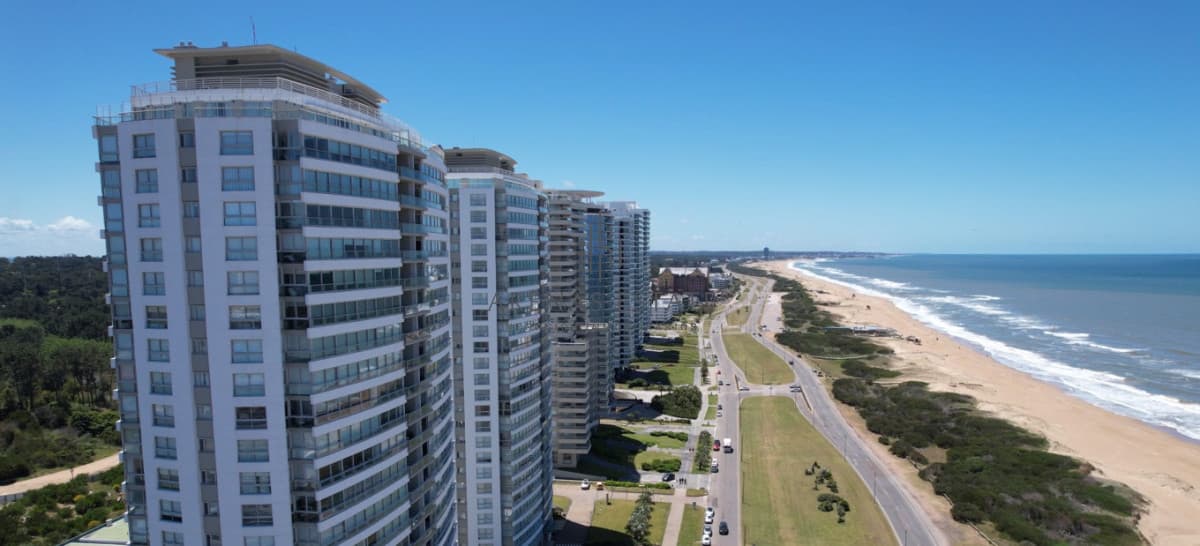 Apartamento ID.3468 - Espectacular planta en Le Parc 2, en Venta