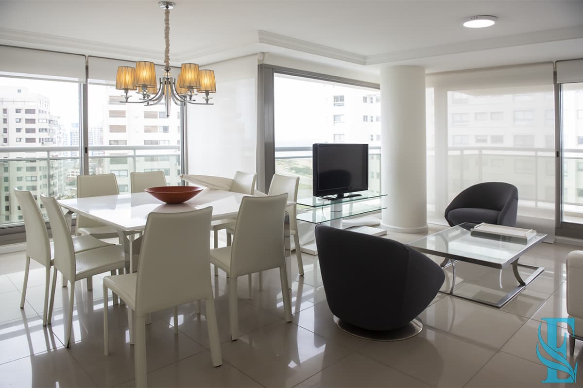 Increíble apartamento con excelente vista al mar. Torre Imperiale.