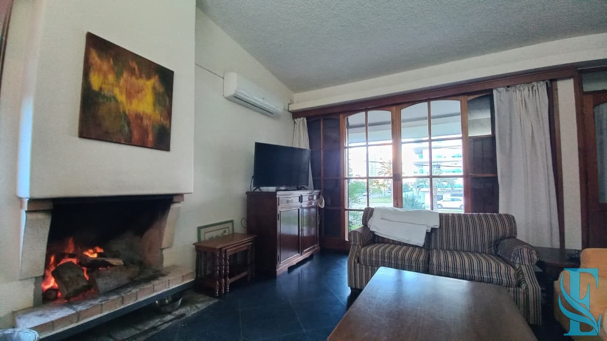 Vende casa de 3 dormitorios (incluye depp), en Parada 4 de Playa Mansa, Punta del Este
