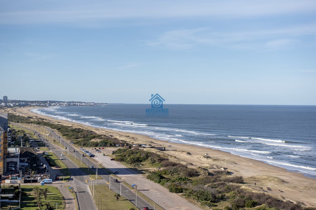 Apartamento ID.818 - Invierta en torre de jerarquía frente al mar en Pozo, Le Parc IV