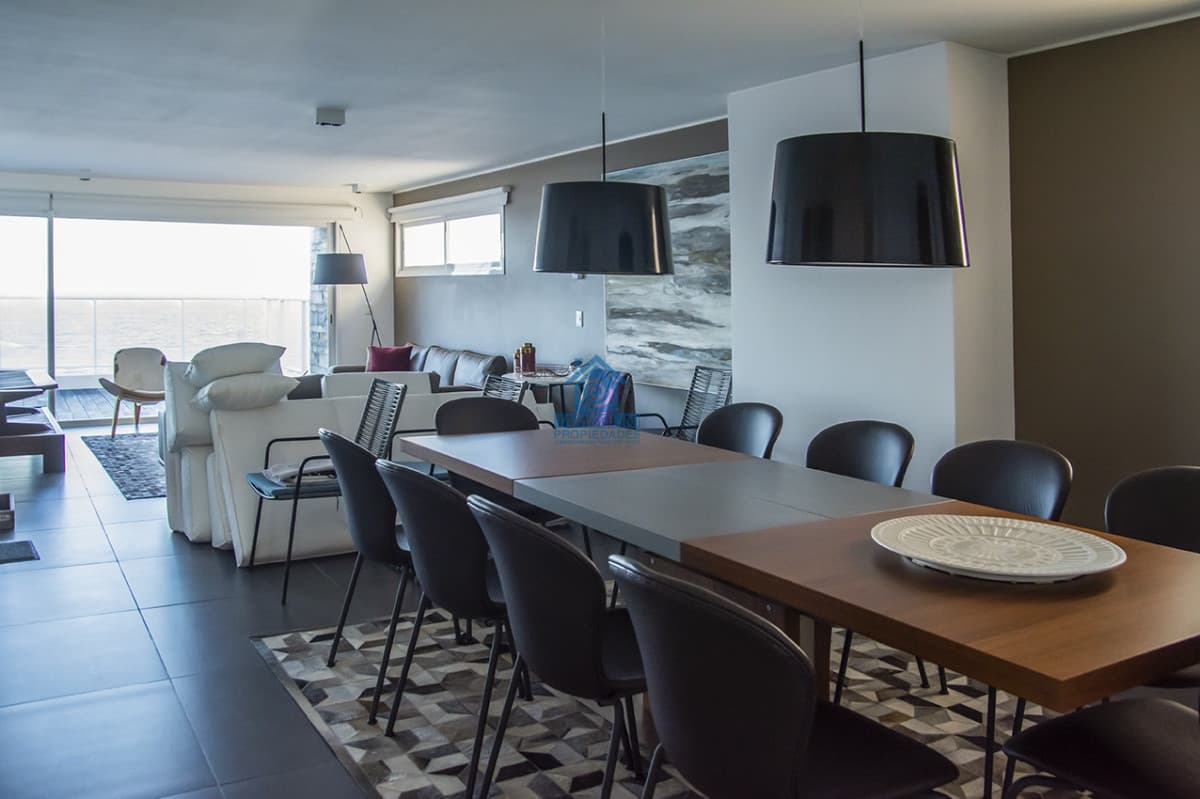 Apartamento ID.829 - Prestigioso Penthouse frente al mar.