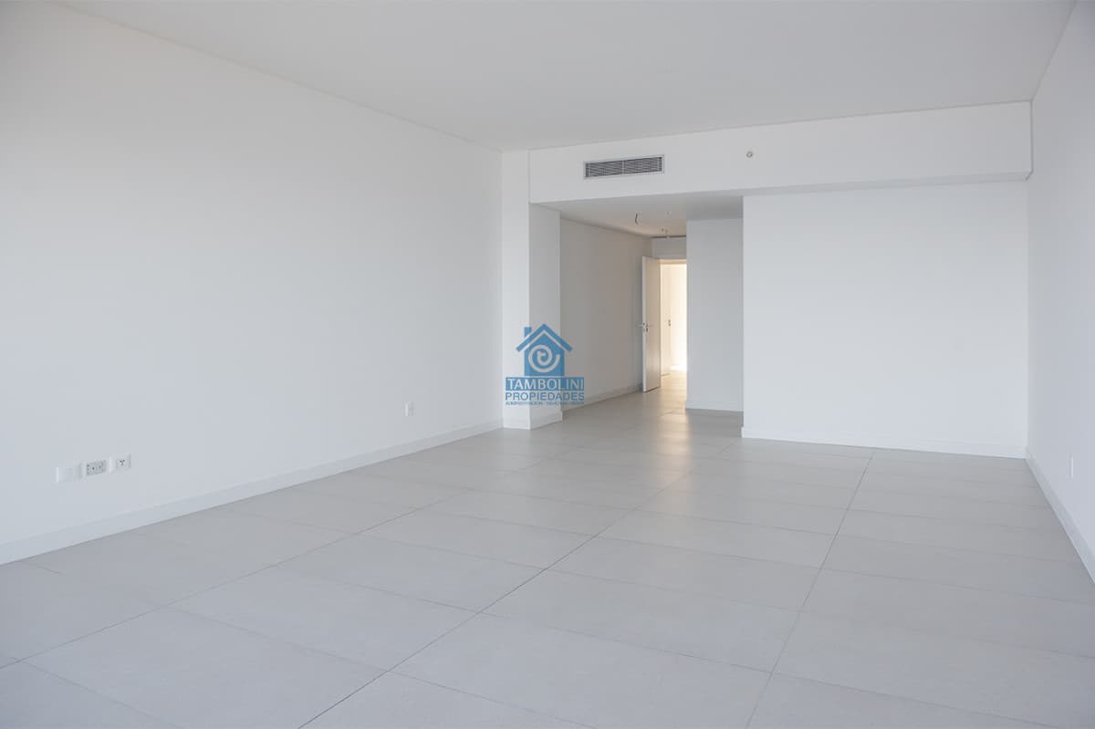 Apartamento ID.818 - Invierta en torre de jerarquía frente al mar en Pozo, Le Parc IV