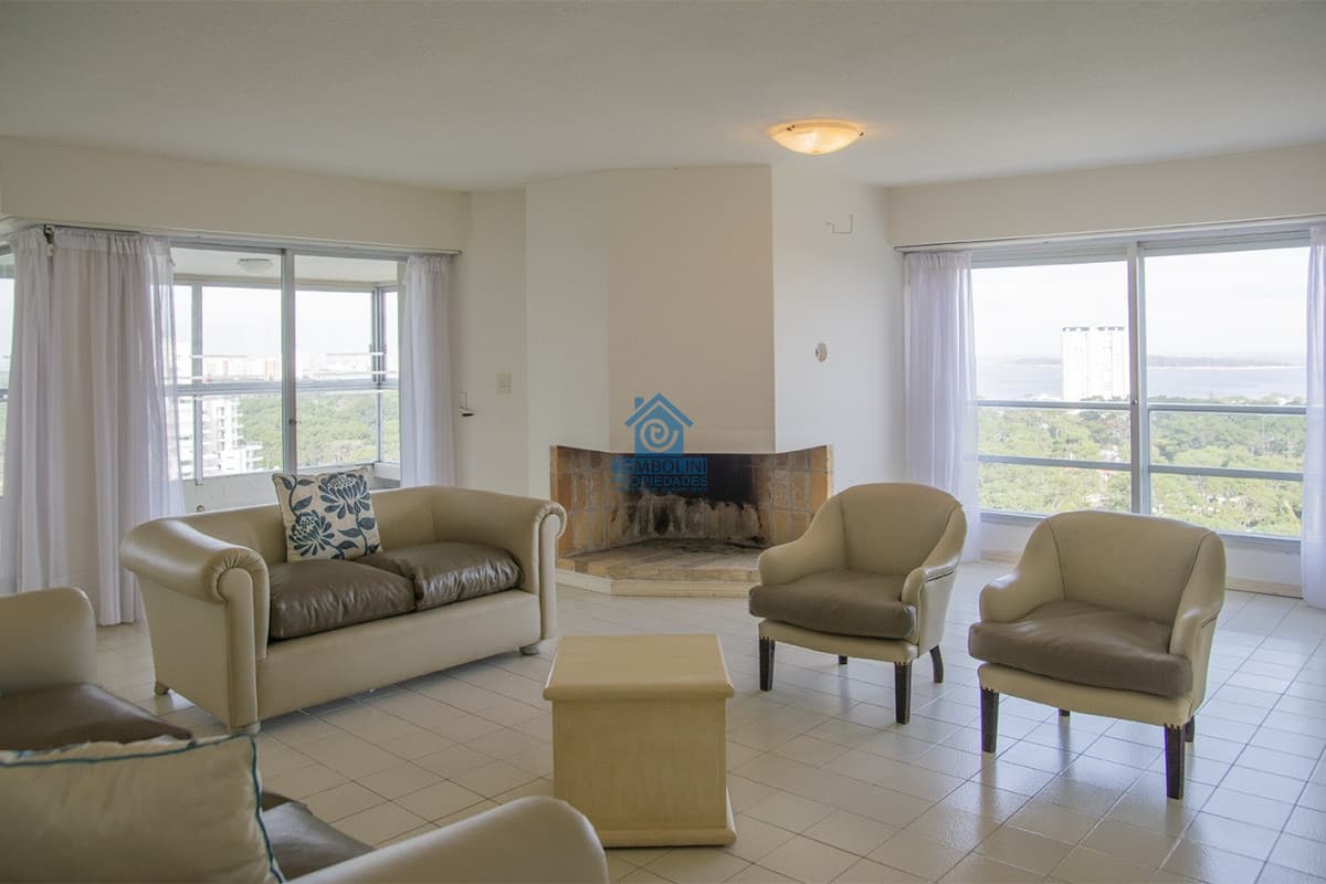 Apartamento ID.1140 - Departamento en venta de 3 dormitorios con vista en Punta del Este