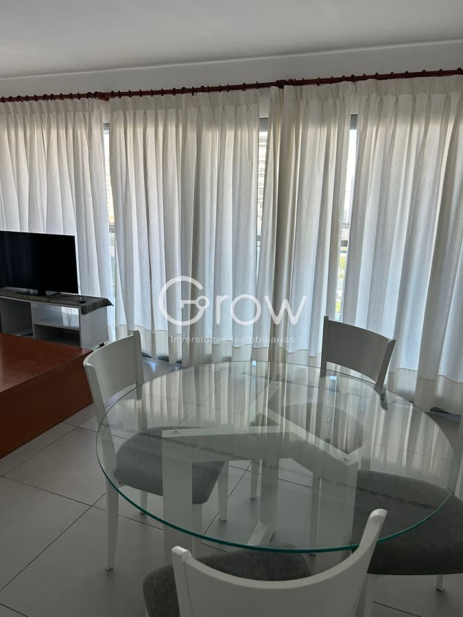 Departamento de 2 dormitorios en venta, Punta del Este