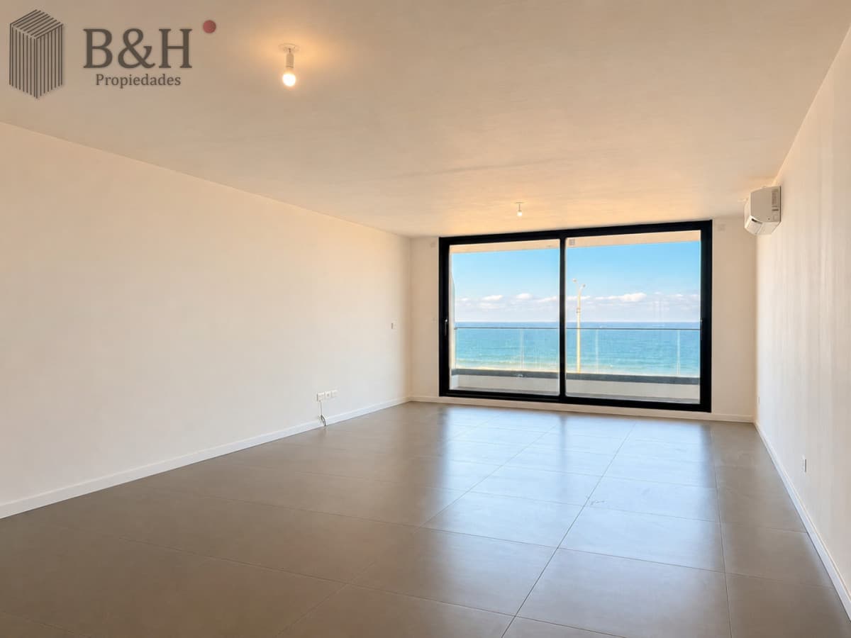 Frente al mar. 3 dormitorios en venta - Aurora - Financiacion