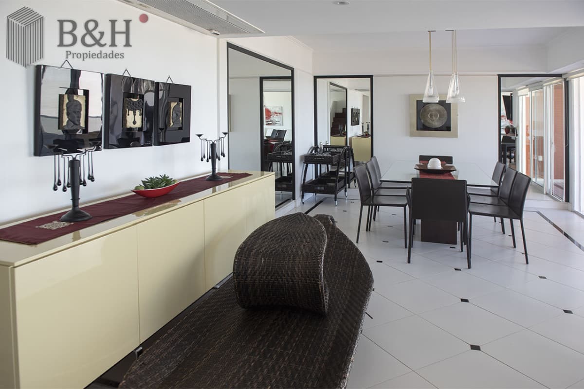 Penthouse Duplex en Venta de 4 dormitorios en Playa Brava , Punta del este