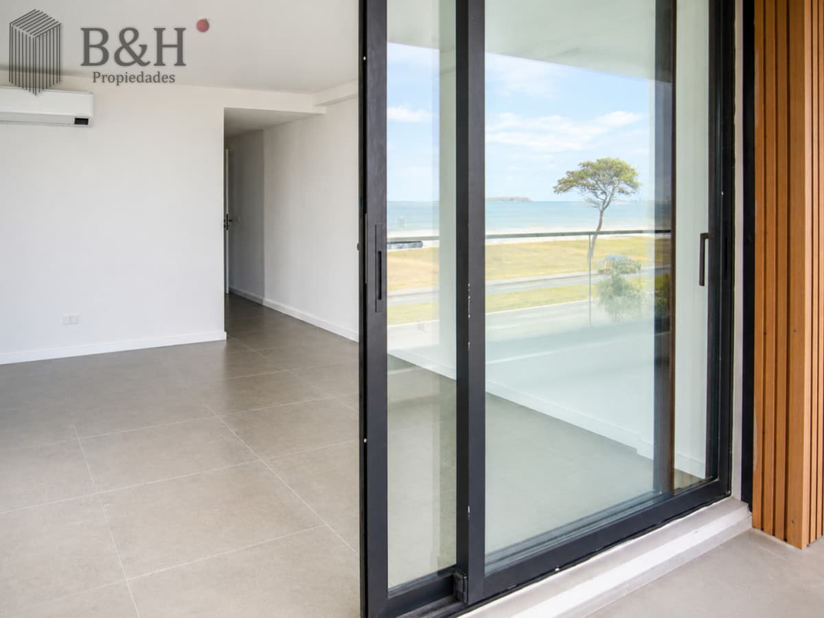 Invierta con financiacion frente al mar - 3 dormitorios en venta - Aurora