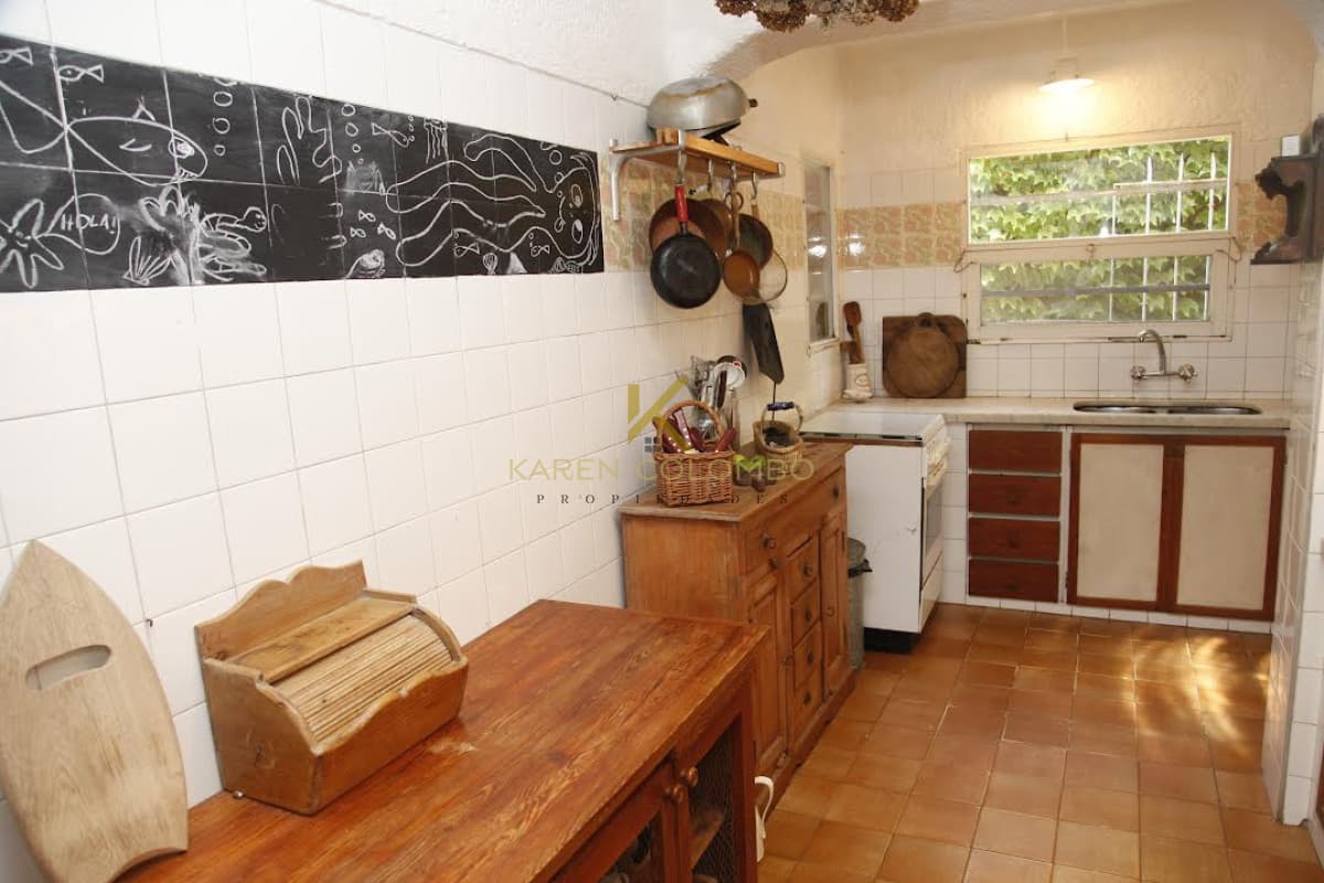 Chalet de 5 dormitorios en venta proximo al mar, La Barra