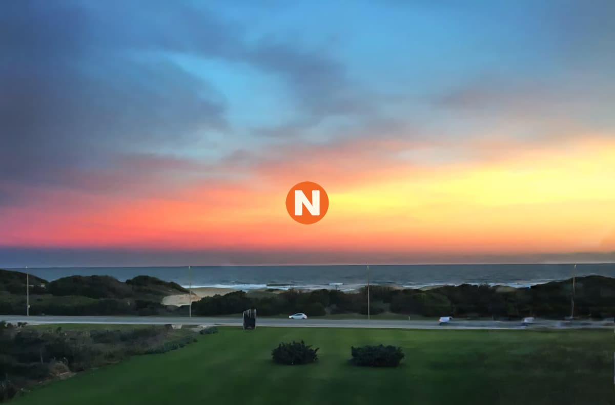 En venta en zona playera, apartamento de 3 dormitorios en Br ...