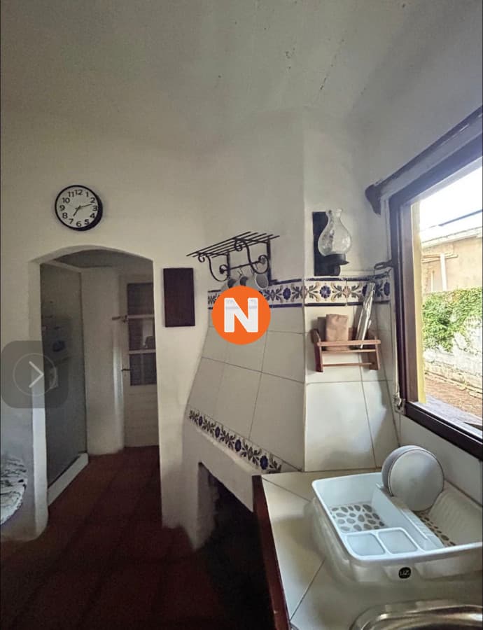 Vende casa en Punta del Este de 4 dormitorios.