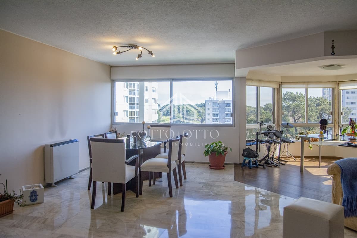 Departamento en venta de 3 dormitorios en Roosevelt Center, Punta del este