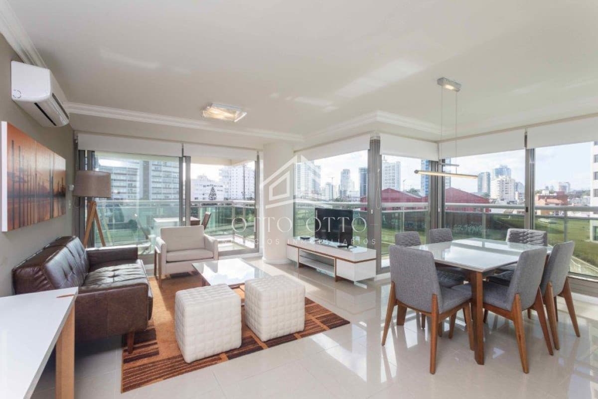 Hermoso Departamento de 2 dormitorios en venta en Torre Imperiale.