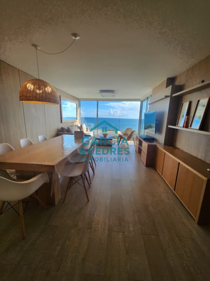 Exclusivo apartamento en primera linea de la mansa, con vistas privilegiadas y una excelente orientación