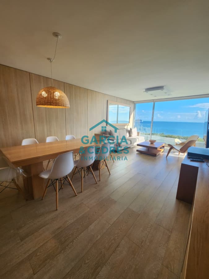 Exclusivo apartamento en primera linea de la mansa, con vistas privilegiadas y una excelente orientación