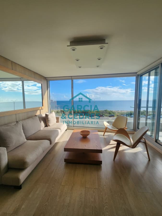 Exclusivo apartamento en primera linea de la mansa, con vistas privilegiadas y una excelente orientación