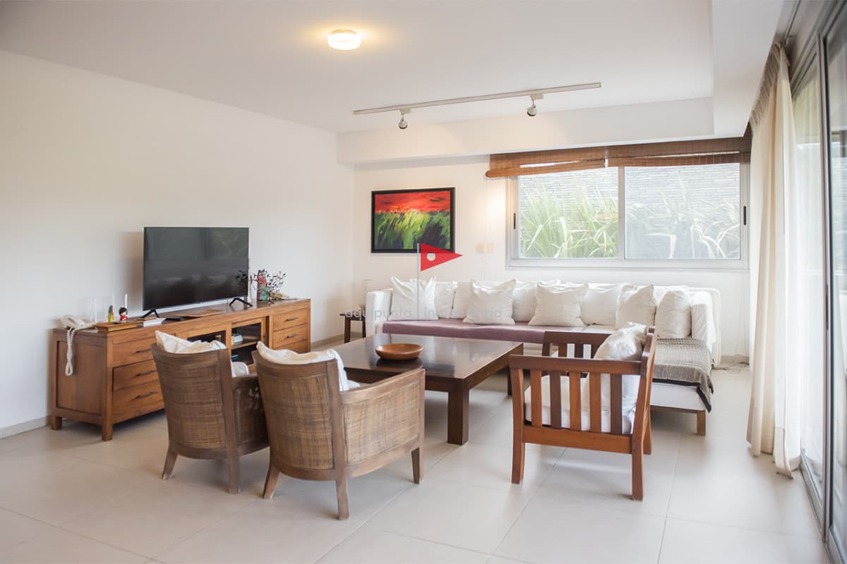 Apartamento ID.151 - Apartamento En Venta 2 Dormitorios frente al mar. Brava 28