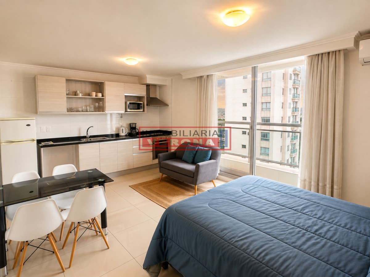 Vende apartamento en place lafayette, Punta Del Este - Inmobiliaria Verona Punta