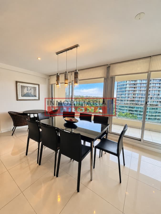 Apartamento de 3 dormitorios en venta en Edificio Gala Vista - Roosevelt, Punta del Este - Inmobiliaria Verona Punta