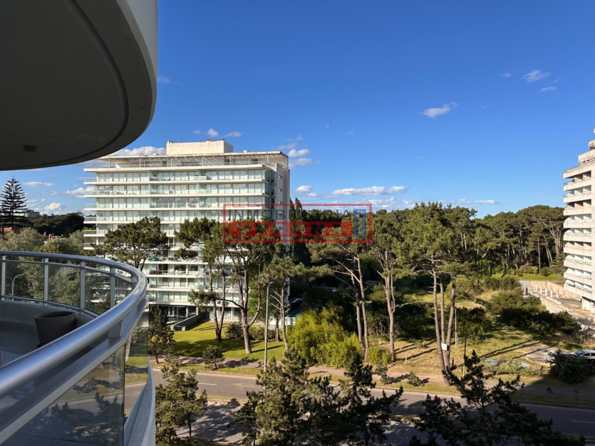 Ocean Drive en VENTA - 3 dorms + área de servicio - Inmobiliaria Verona Punta