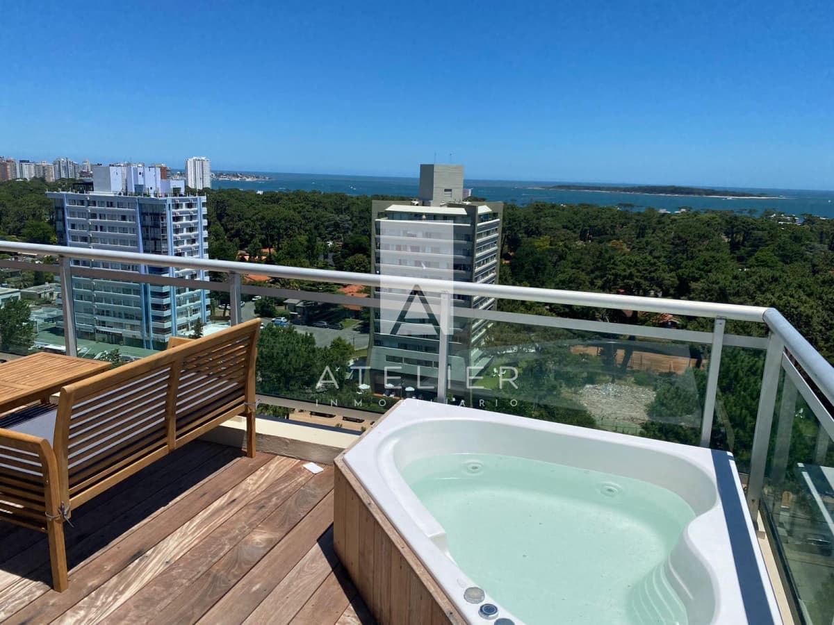 Apartamento en venta  3 dormitorios en Roosevelt, Punta del Este