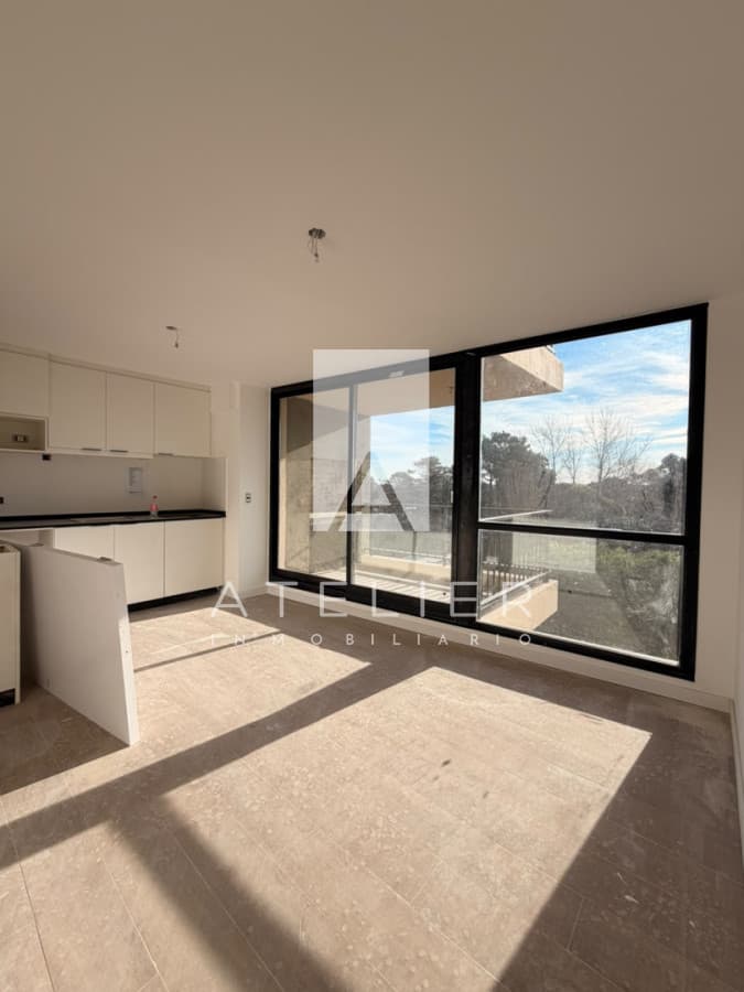 VENDE Departamento de 1 DORMITORIO CON PARRILLERO, Roosevelt, Punta del Este