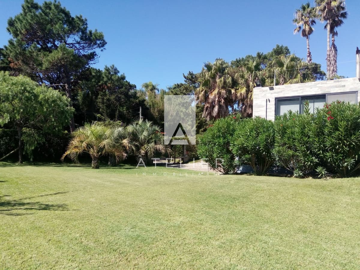 Hermosa casa en venta de 2 dormitorios.