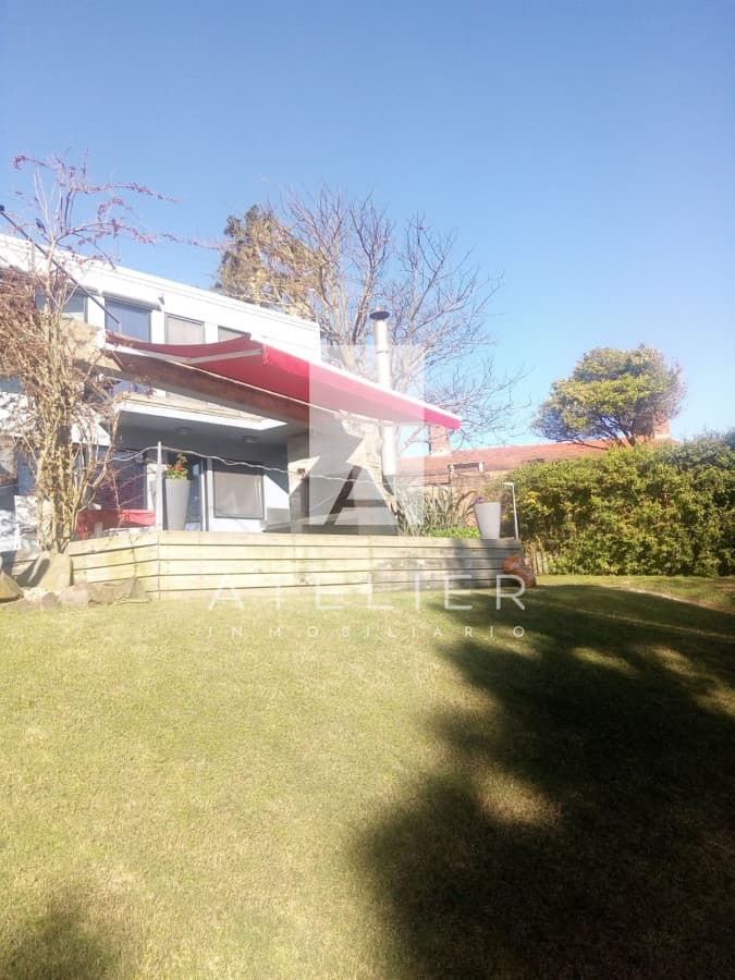 Hermosa casa en venta de 2 dormitorios.