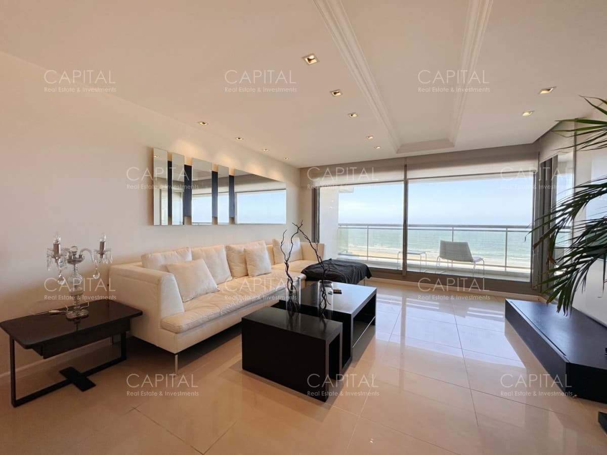 Apartamento en venta de 3 dormitorios en edificio Imperiale.