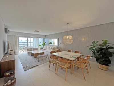 APARTAMENTO PENTHOUSE BRAVA 28  2 DORMITORIOS PUNTA DEL ESTE PLAYA BRAVA  -