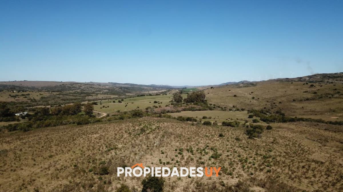 Chacra en venta Maldonado Ruta 39 Campoen Venta en las Sierras de Maldonado - PROPIEDADESUY - Punta del Este