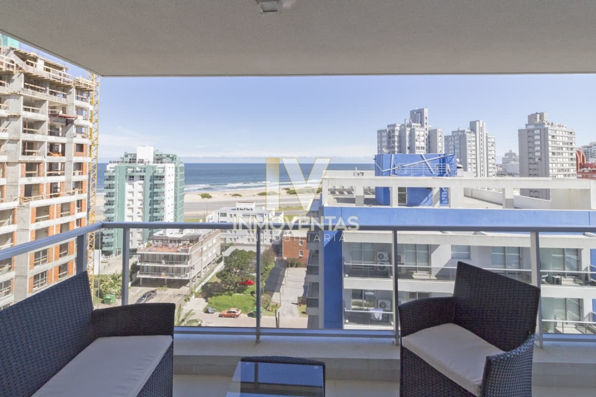 Apartamento en venta y alquiler en Brava Punta del Este, 2 dormitorios, 2 baños