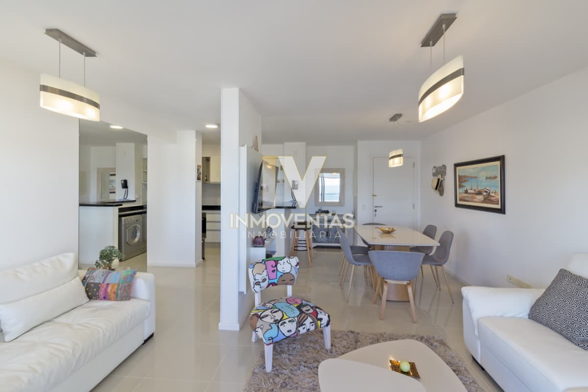 Apartamento en venta y alquiler en Brava Punta del Este, 2 dormitorios, 2 baños
