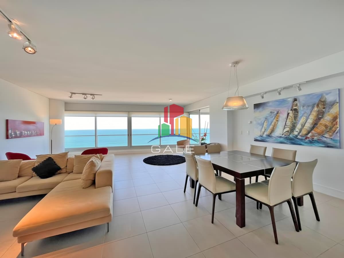 Gale Propiedades & Escribanía Apartamento ID.3200 - Piso alto en primeralinea del mar