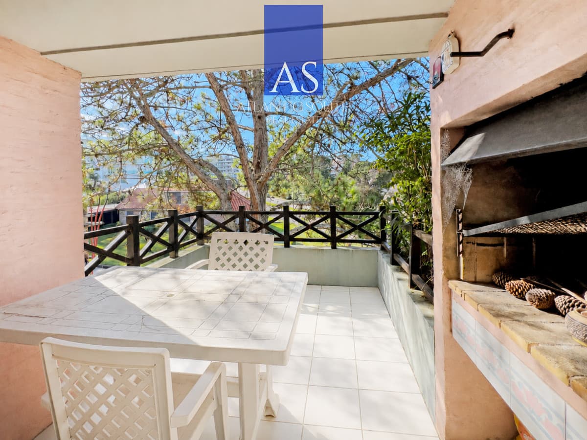 Apartamento 3 dormitorios con estufa y parrillero Playa Mansa