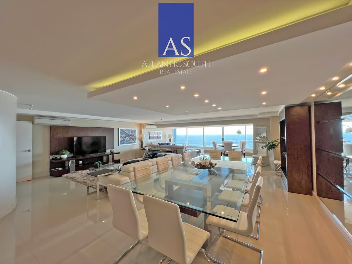 Frente al mar, reciclado en torre de gran categoría en venta
