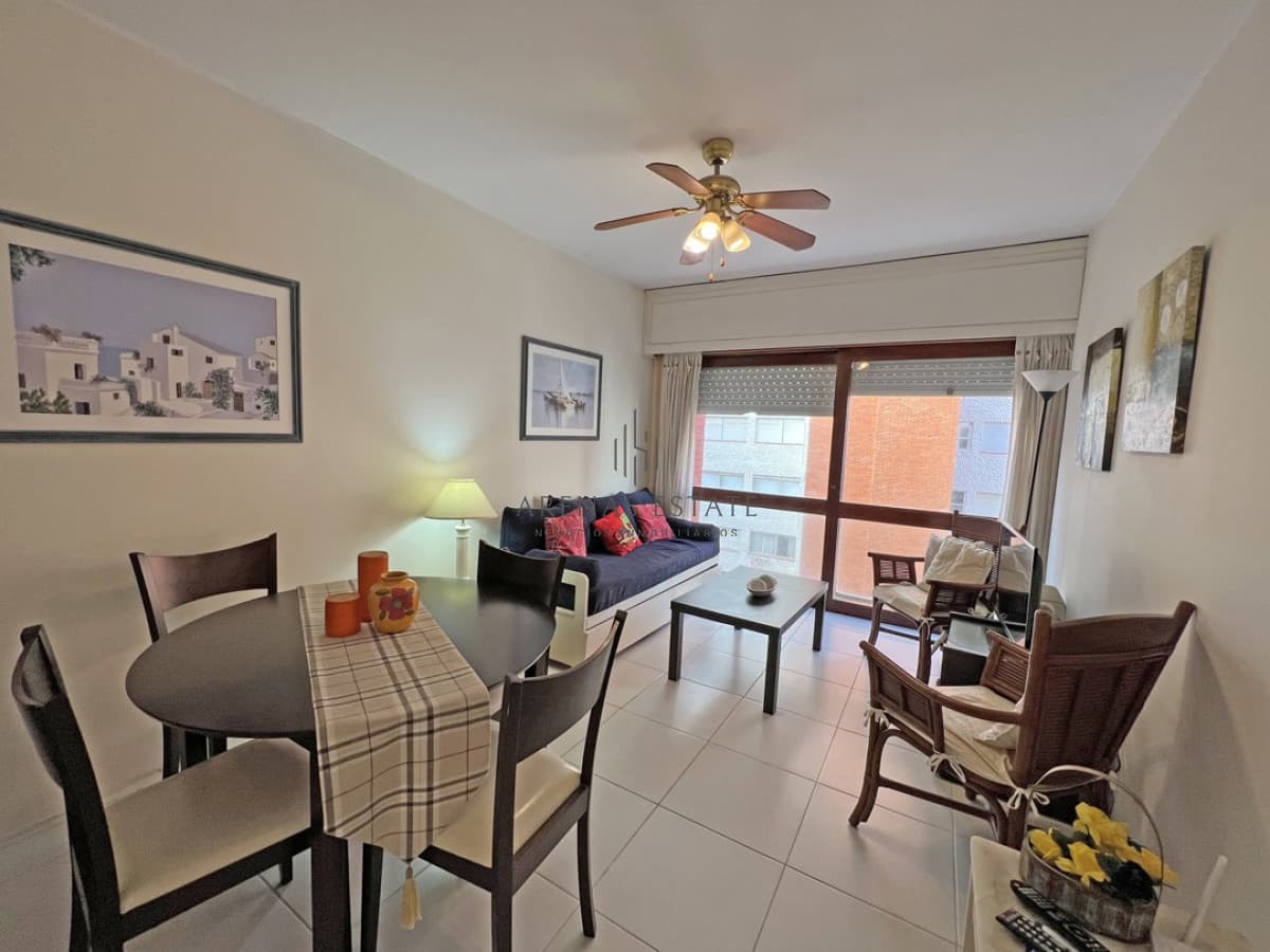 Apartamento ID.3836 - Apartamento en venta ubicado en la parada 1 de playa brava.