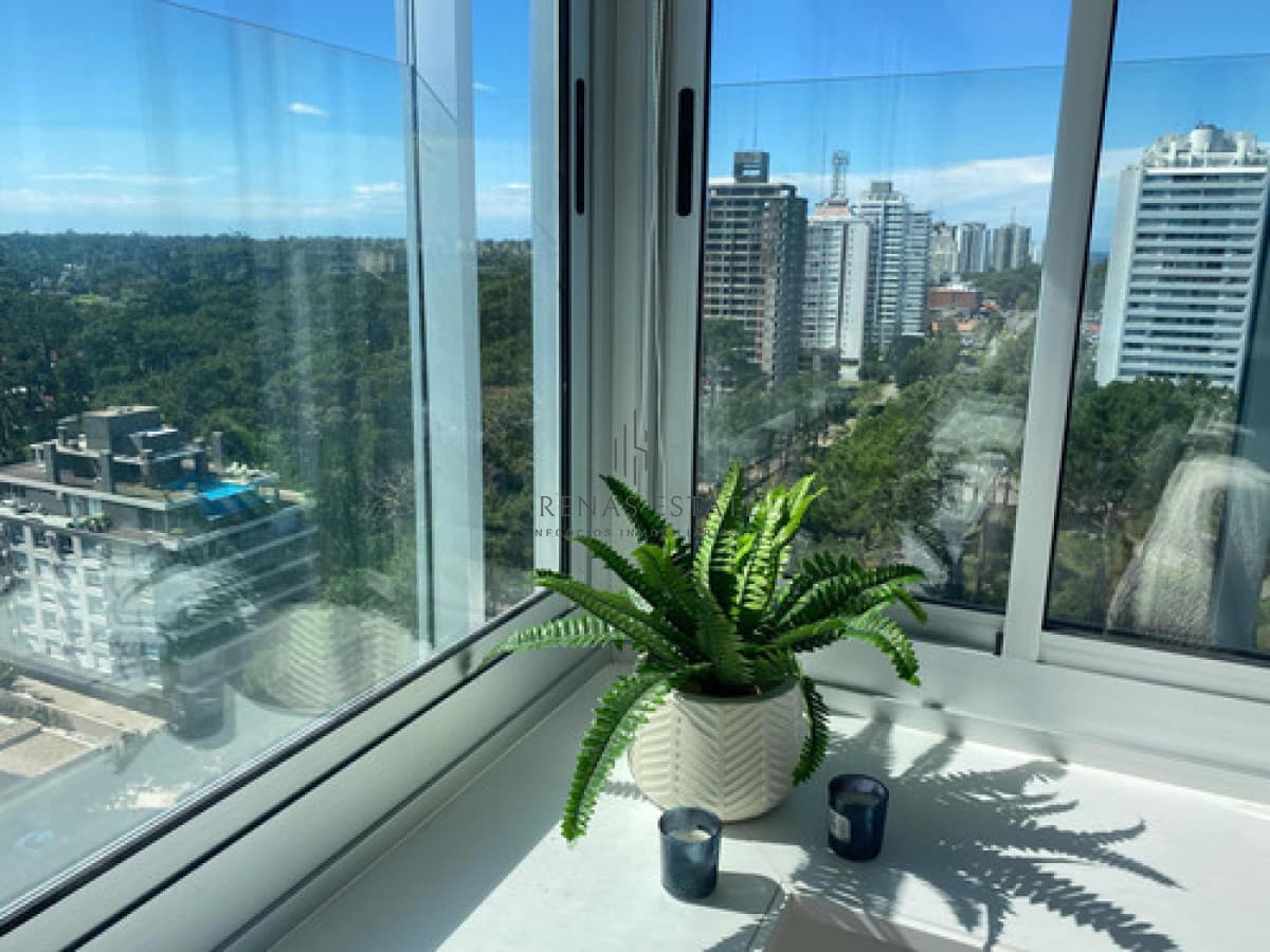Apartamento ID.4731 - Piso alto en Avenida Roosevelt - 1 dormitorio con cochera